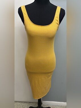 Heart & Hips Yellow and White Striped Sleeveless Bodycon Dress
